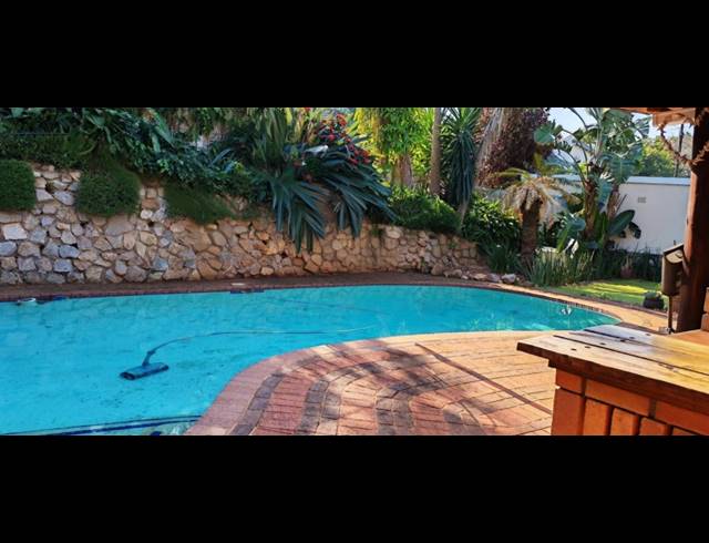 4 BEDROOM HOUSE FOR SALE IN PANORAMA